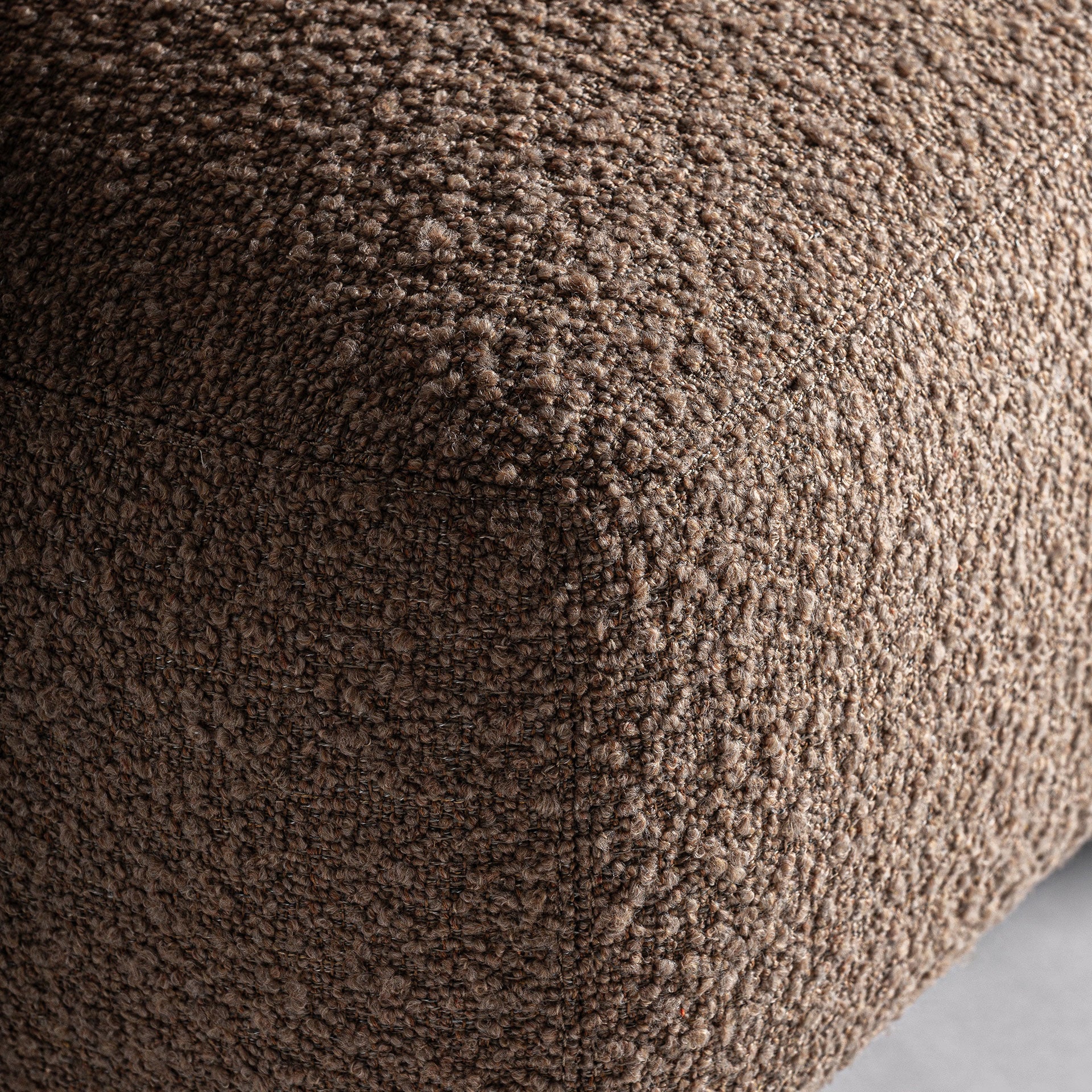 IRVIN ARMCHAIR